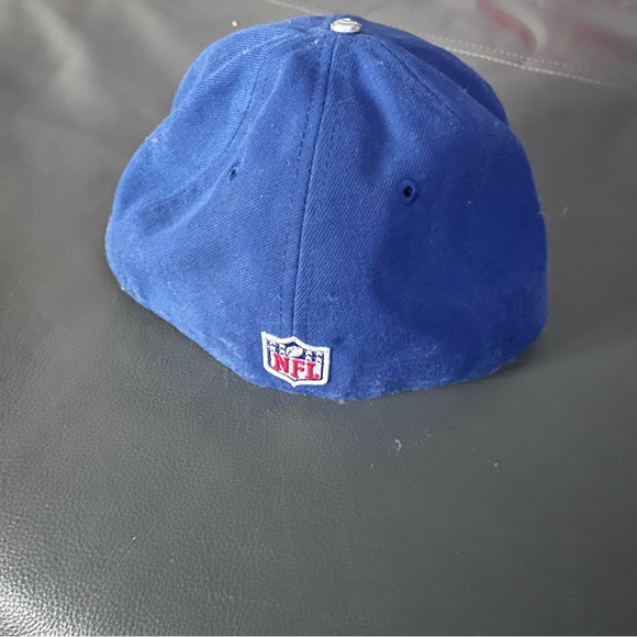 NFL fitted hat - Picture 3 of 5